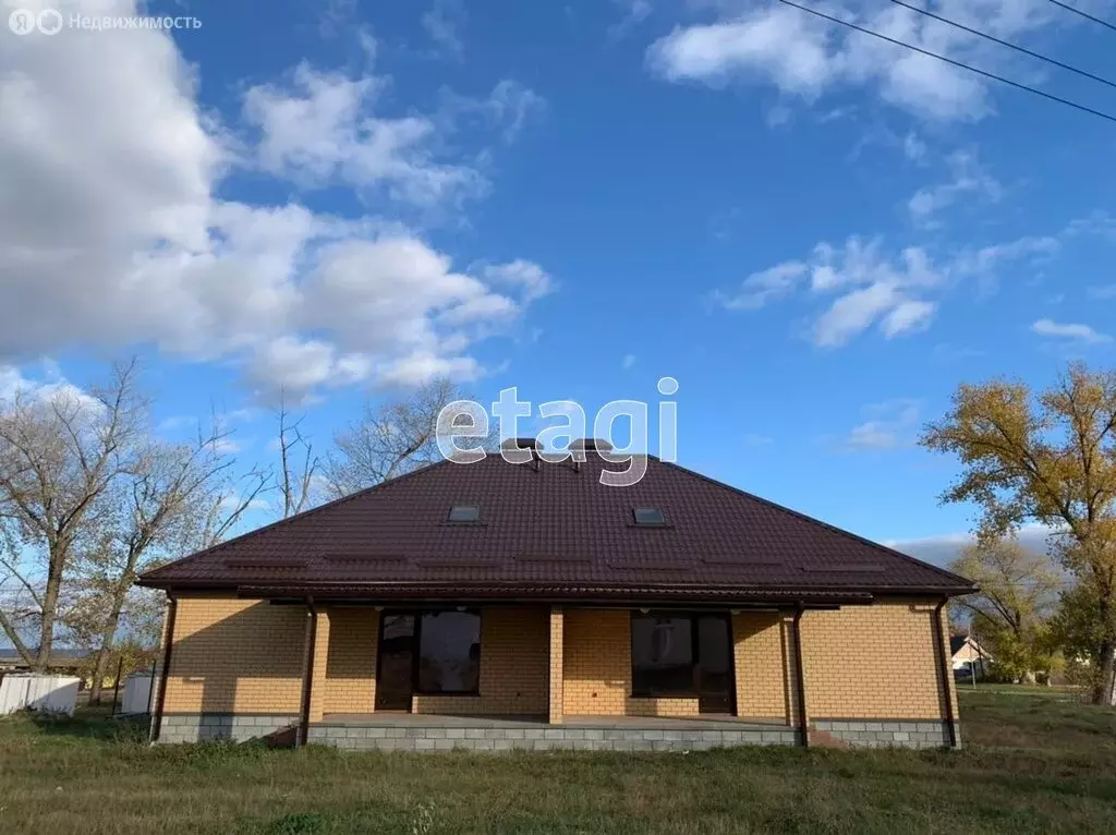 Дом в посёлок Комсомольский, Зелёная улица (149.1 м) - Фото 1