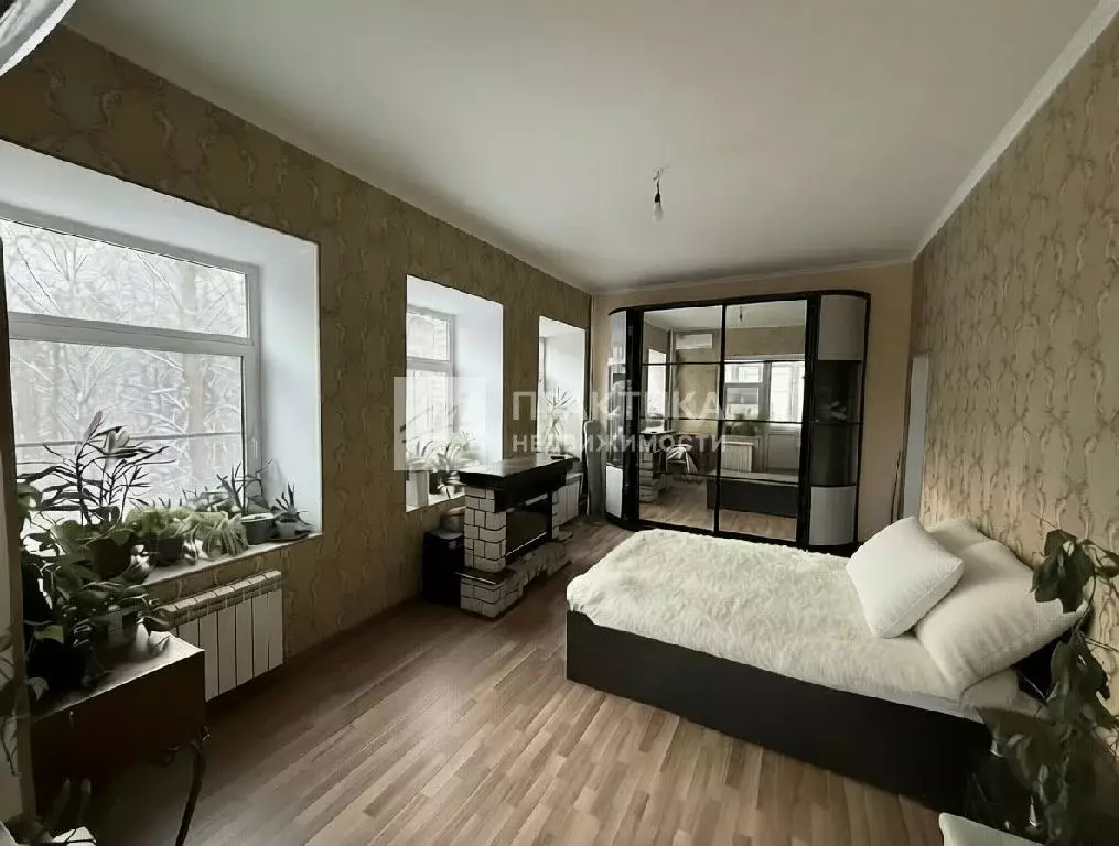 Продается 2-комнатная квартира - Фото 1