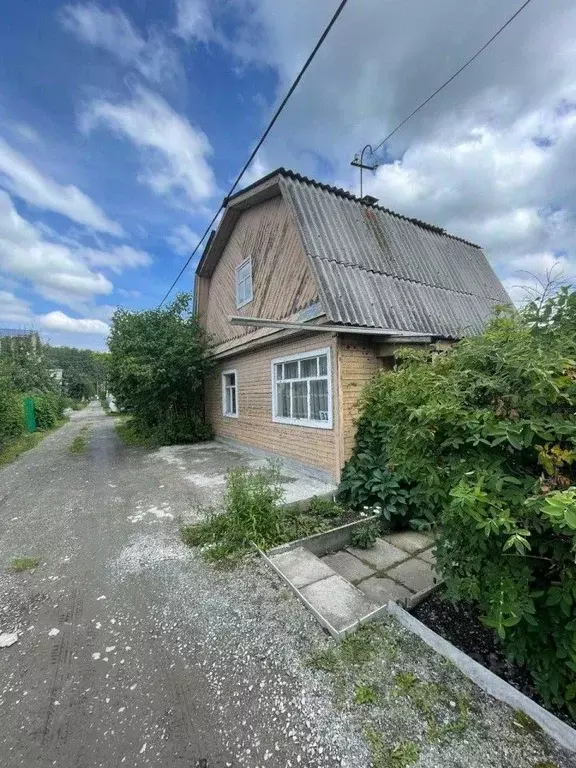 Дом в Свердловская область, Екатеринбург Архитектор-2 Нижне-Исетского ... - Фото 0