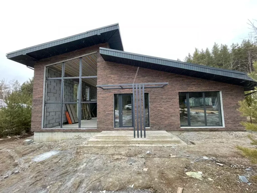 Дом в Свердловская область, Сысертский муниципальный округ, д. Ключи, ... - Фото 1