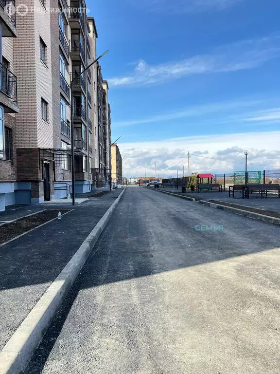 1-комнатная квартира: Беслан, улица Фриева, 49 (40 м) - Фото 1