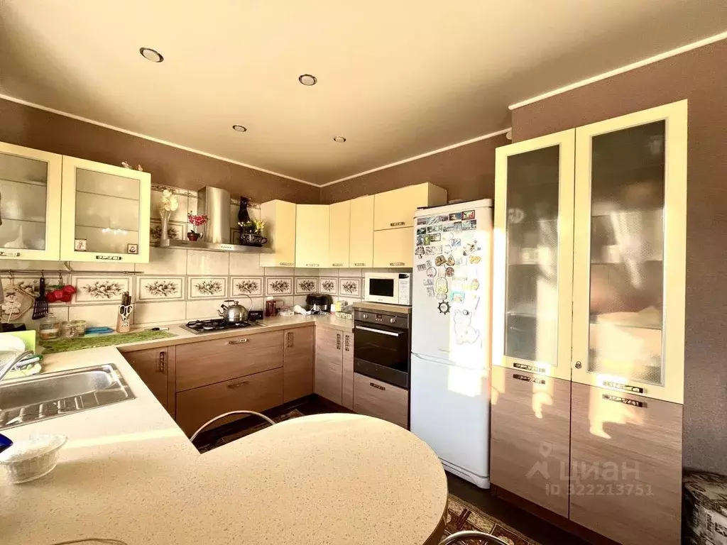 Дом в Саратовская область, Энгельс муниципальное образование, пос. ... - Фото 1