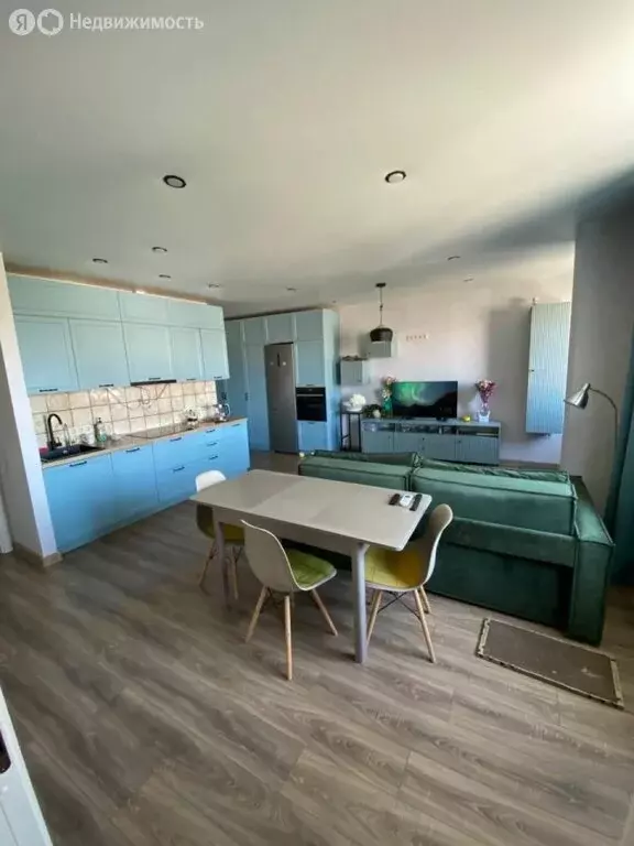 3-комнатная квартира: Челябинск, улица Блюхера, 3Б (69.5 м) - Фото 2