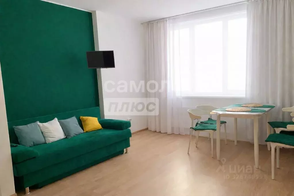 2-к кв. Свердловская область, Екатеринбург ул. Кузнецова, 9 (61.3 м) - Фото 1