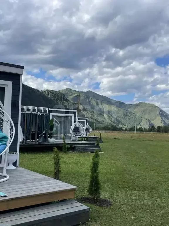 Дом в Алтай, Чемальский район, с. Аюла Центральная ул. (12 м) - Фото 1