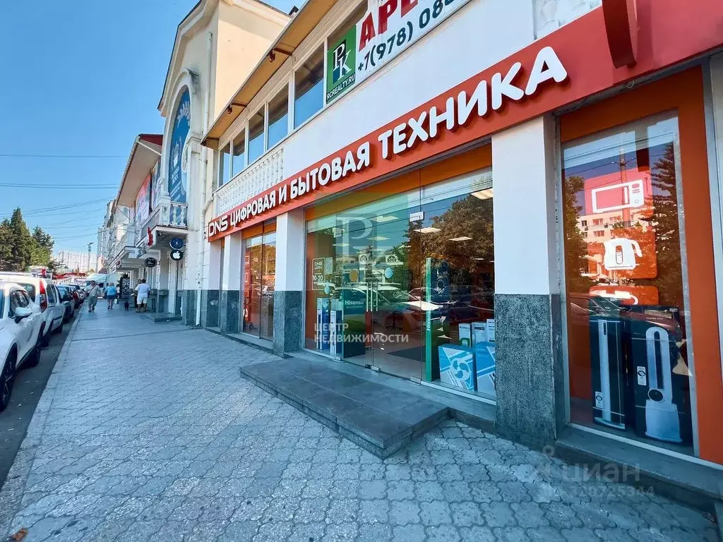 Помещение свободного назначения в Севастополь просп. Октябрьской ... - Фото 1