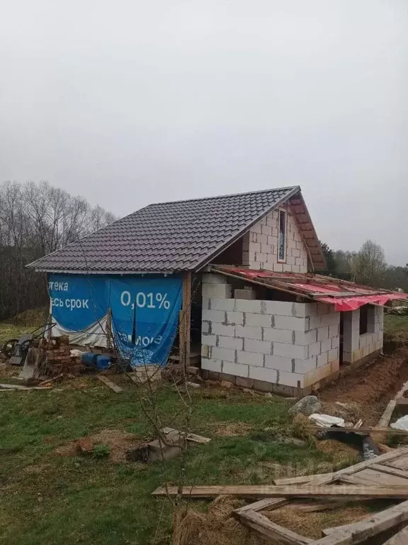 Дом в Новгородская область, Маловишерское городское поселение, д. ... - Фото 2