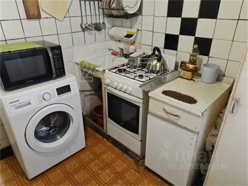 Комната Москва Дорожная ул., 24К2 (18.0 м) - Фото 1