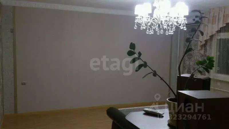 3-к кв. Калужская область, Малоярославец Крымская ул., 3к1 (86.7 м) - Фото 1