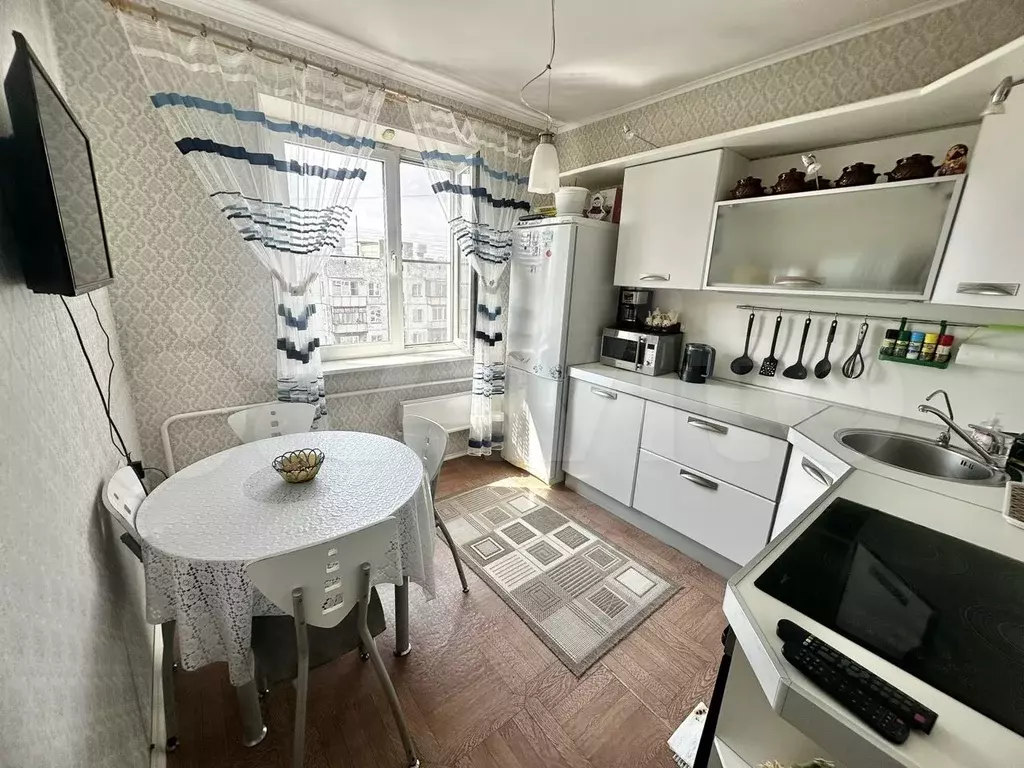 2-к. квартира, 50м, 10/10эт. - Фото 0