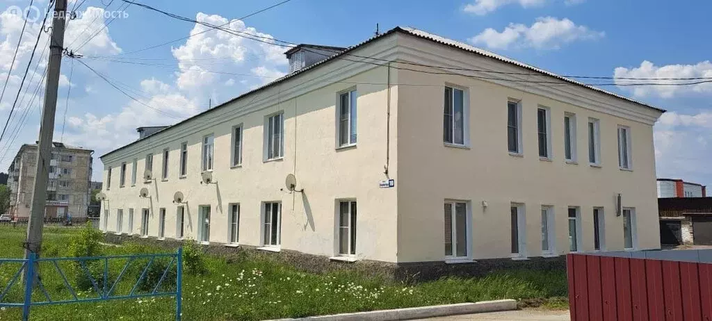 3-комнатная квартира: Реж, улица Лермонтова, 10 (63.5 м) - Фото 1