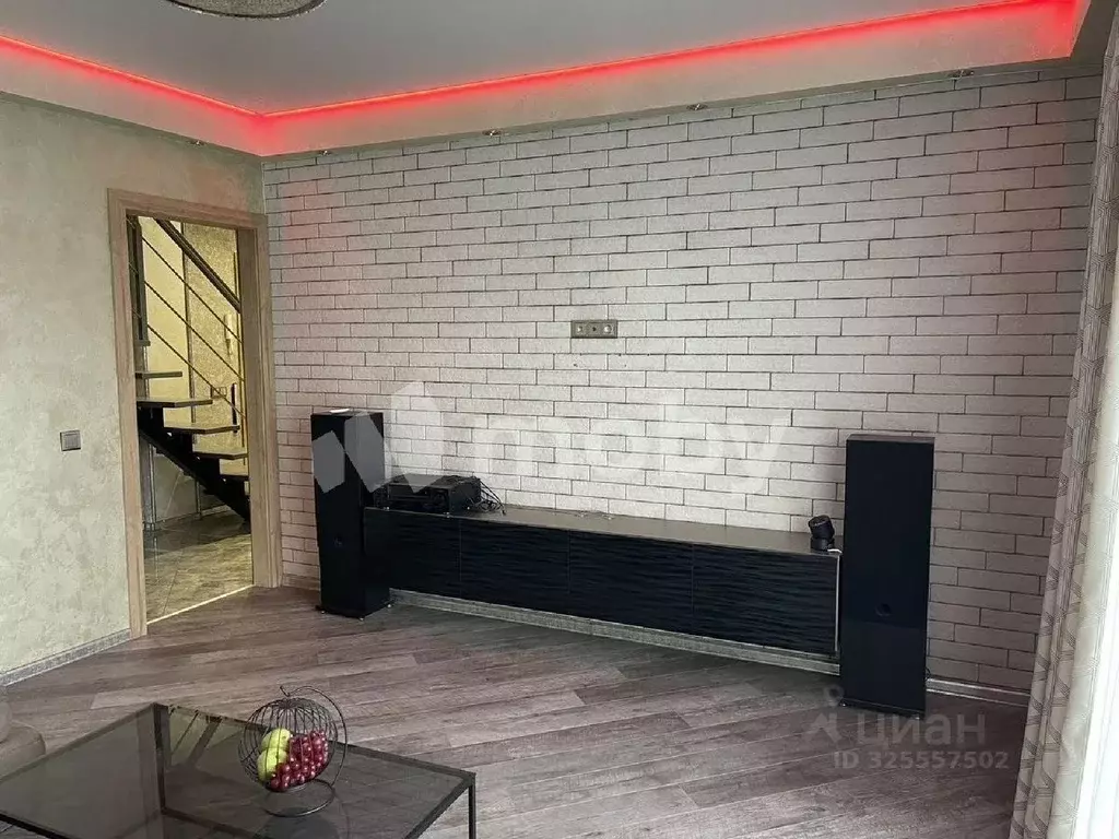 3-к кв. Калининградская область, Калининград Артиллерийская ул., 74 ... - Фото 2