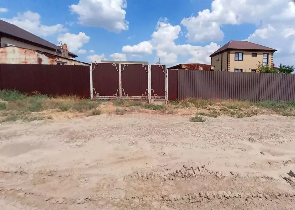 Участок в Астраханская область, Наримановский район, с. Солянка ... - Фото 1