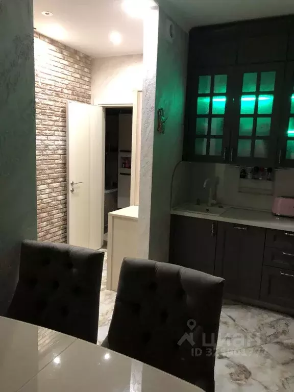 2-к кв. Московская область, Красногорск Парковая ул., 8 (56.0 м) - Фото 2