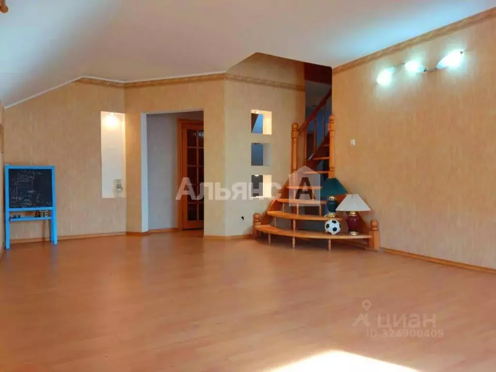 3-к кв. Ростовская область, Волгодонск ул. Гагарина, 7Д (120.0 м) - Фото 2