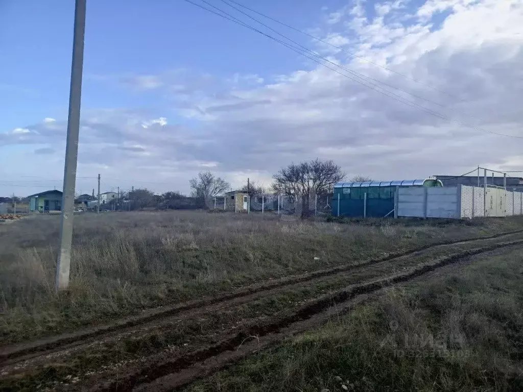 Участок в Крым, Черноморский район, с. Новосельское, Таврия СНТ ул. ... - Фото 1