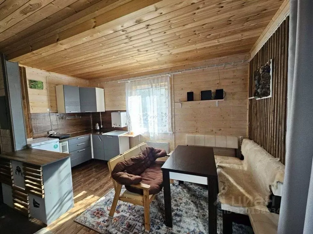 Дом в Ленинградская область, Гатчинский район, Михайловка ... - Фото 1