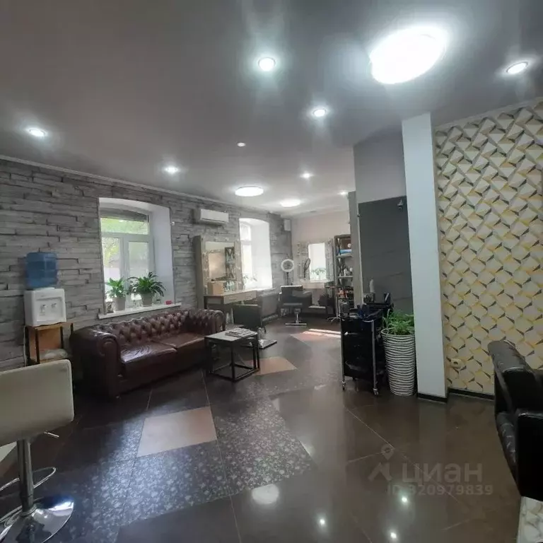 Офис в Саратовская область, Саратов просп. Имени Петра Столыпина, 3 ... - Фото 1