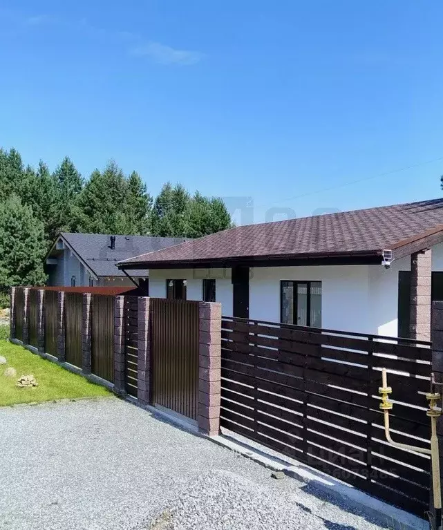 Дом в Свердловская область, Сысертский муниципальный округ, пос. ... - Фото 1