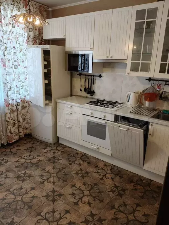 1-к. квартира, 40 м, 9/11 эт. - Фото 0