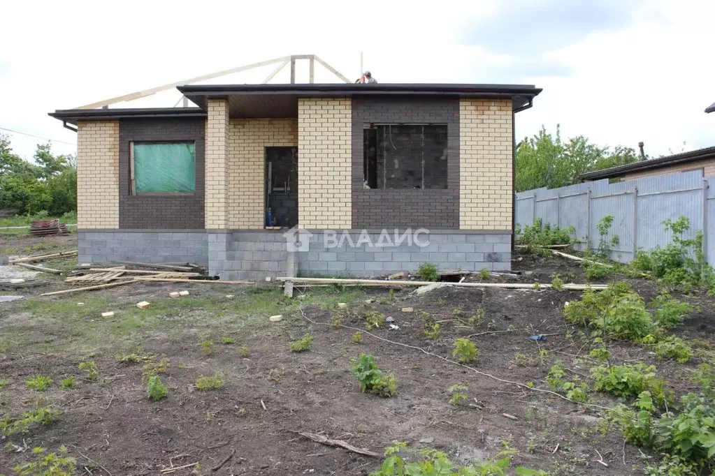 Дом в Белгородская область, Белгородский район, пос. Майский ул. ... - Фото 1