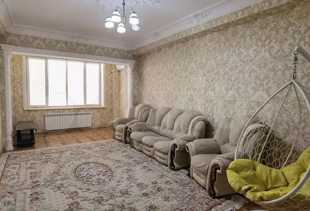 3-к. квартира, 125 м, 4/10 эт. - Фото 1
