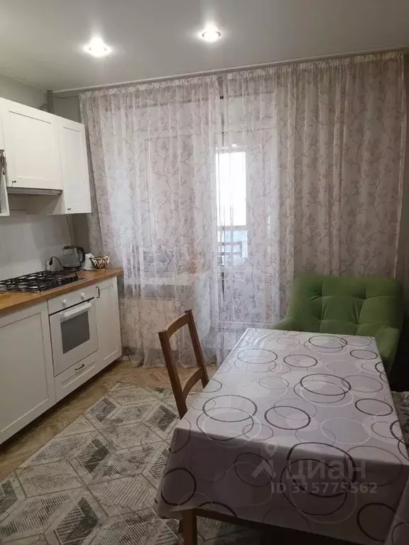 2-к кв. Татарстан, Казань ул. Лукина, 48Ж (53.0 м) - Фото 0