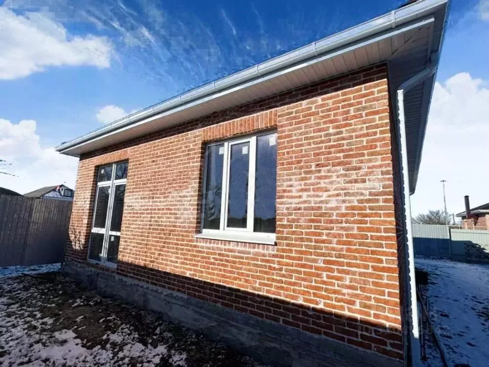 Дом в Ростовская область, Азовский район, Обильненское с/пос, пос. ... - Фото 2