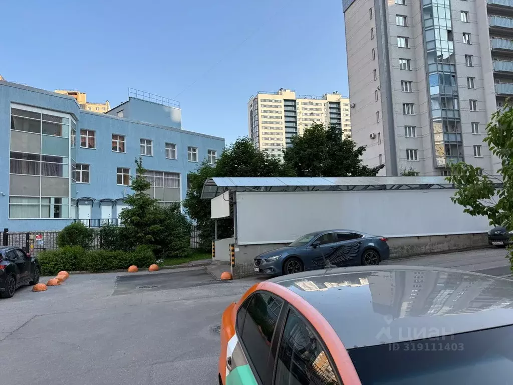 Гараж в Санкт-Петербург Шуваловский просп., 90к1 (15 м) - Фото 1