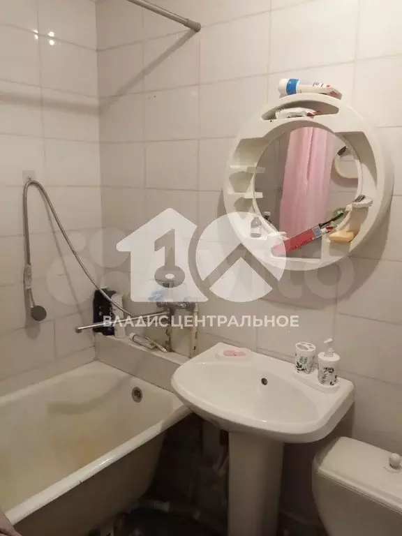1-к. квартира, 28 м, 5/5 эт. - Фото 1