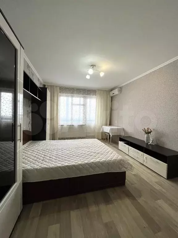 1-к. квартира, 40 м, 7/9 эт. - Фото 0