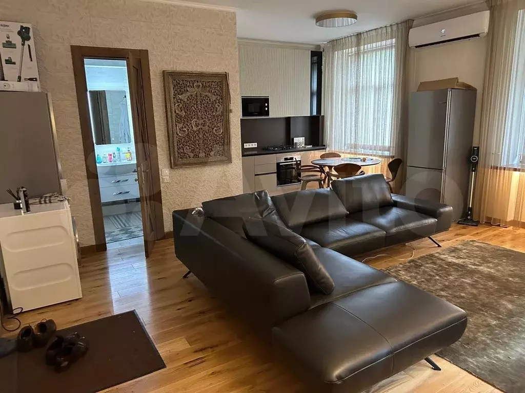 2-к. квартира, 60 м, 3/9 эт. - Фото 0