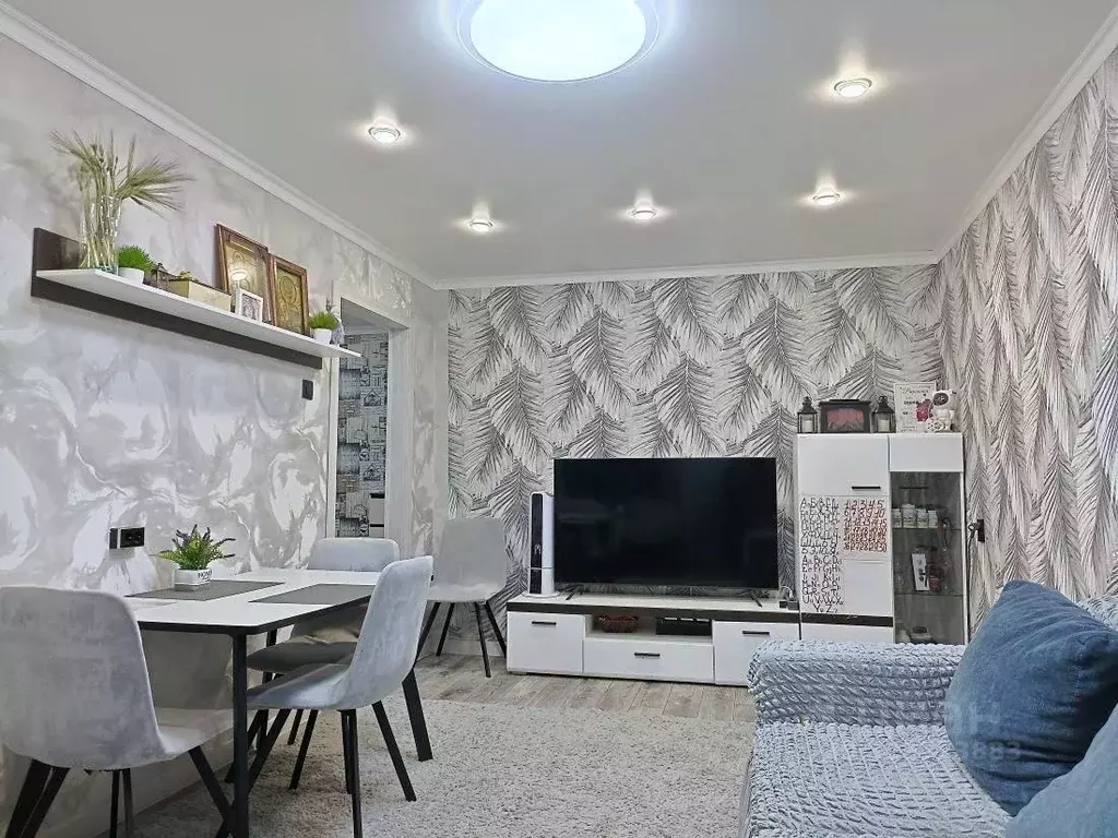 4-к кв. Челябинская область, Челябинск ул. Дзержинского, 16 (80.0 м) - Фото 1