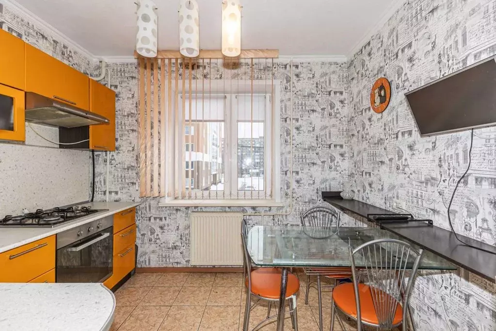 2-к кв. Курганская область, Курган Заозерный жилрайон, 1-й мкр, 9 ... - Фото 2