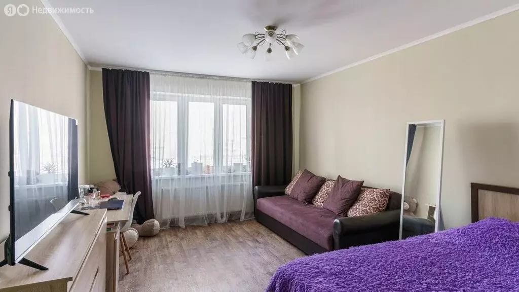 1-комнатная квартира: Тюмень, улица Газовиков, 61 (38.8 м) - Фото 1