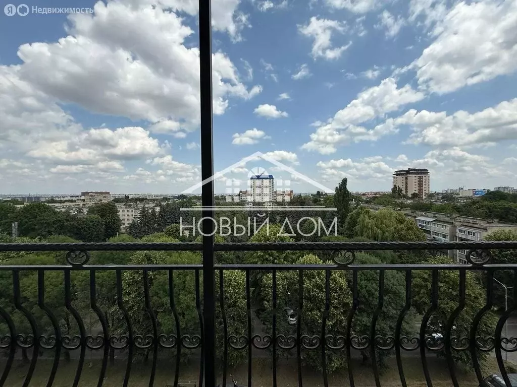3-комнатная квартира: Нальчик, улица Тарчокова, 29 (151 м) - Фото 1