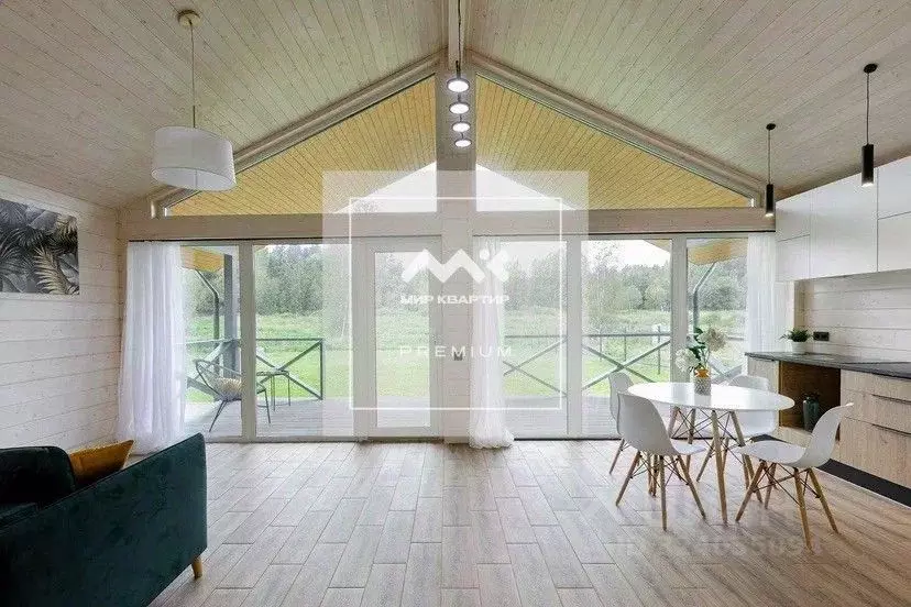 Дом в Ленинградская область, Выборгский район, Приморское городское ... - Фото 1