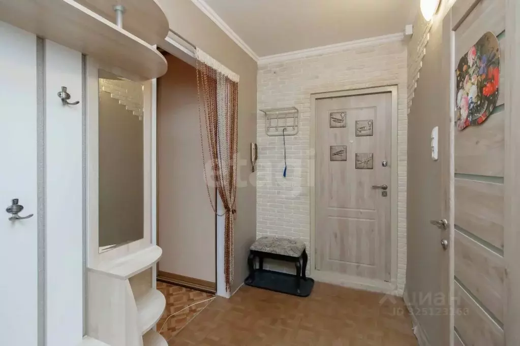 1-к кв. Тюменская область, Тюмень ул. 30 лет Победы, 18 (47.0 м) - Фото 1