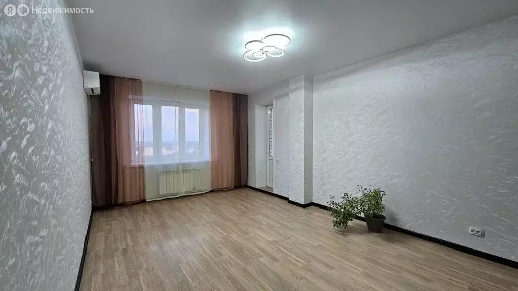 3-комнатная квартира: Липецк, улица имени Мичурина, 24 (77 м) - Фото 1