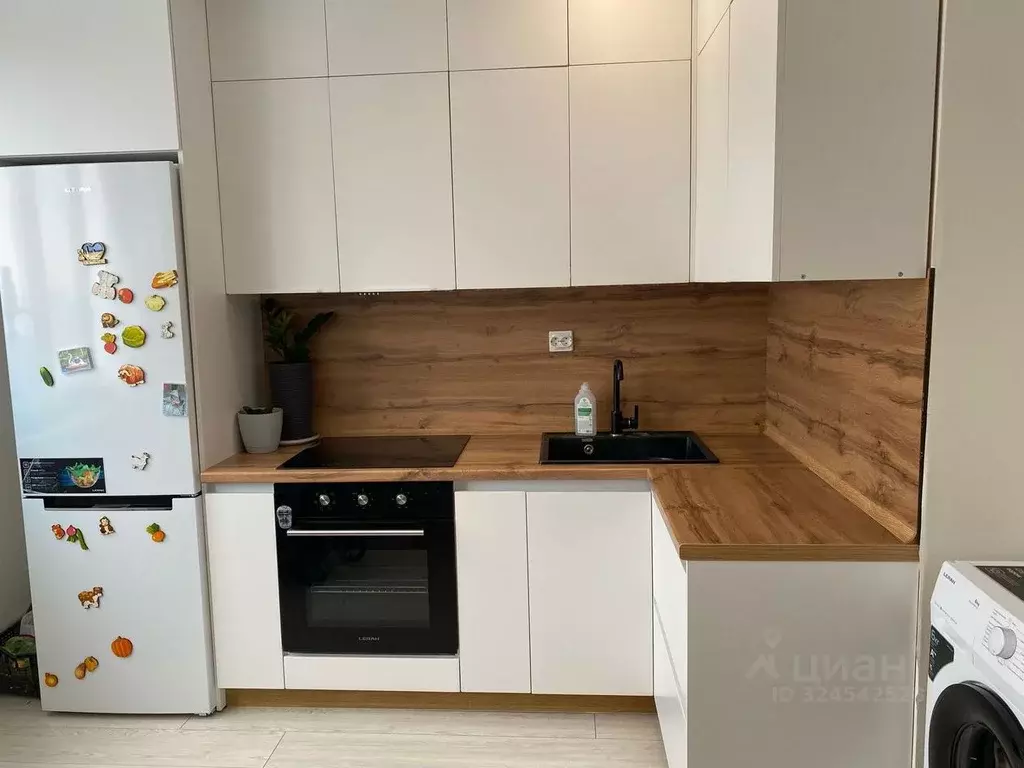 2-к кв. Оренбургская область, Оренбург ул. Юркина, 8 (63.0 м) - Фото 1