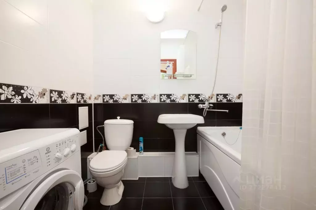 1-к кв. Свердловская область, Екатеринбург ул. Союзная, 4 (47.0 м) - Фото 2