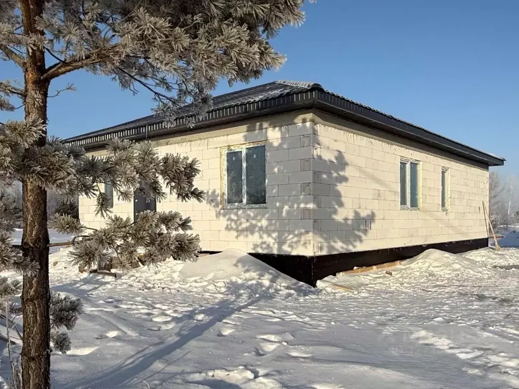 Дом в Челябинская область, Красноармейский муниципальный округ, д. ... - Фото 1