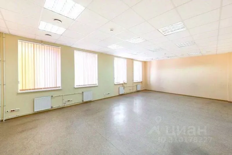 Склад в Санкт-Петербург Уральская ул., 19к10 (57 м) - Фото 1