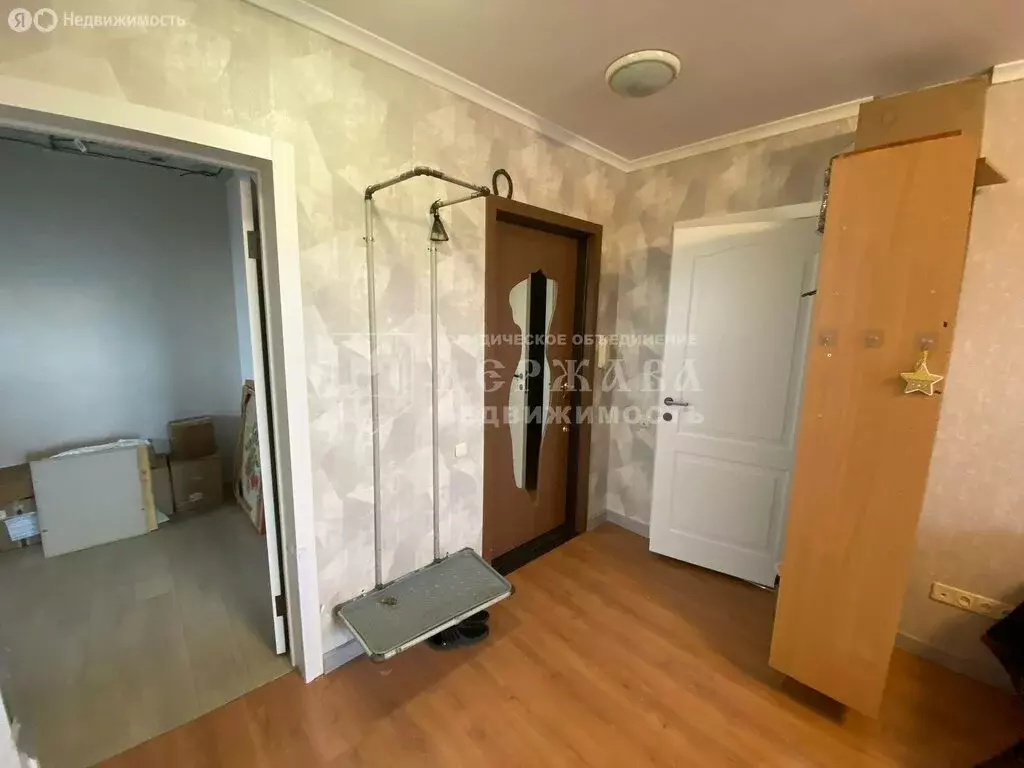 3-комнатная квартира: Кемерово, Красная улица, 10Б (60 м) - Фото 1