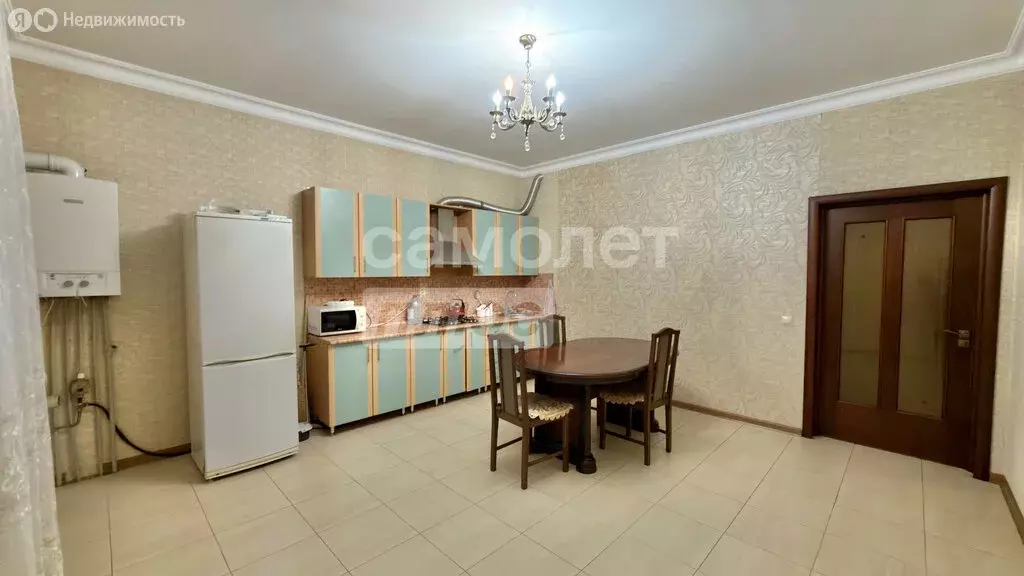 2-комнатная квартира: Махачкала, Федеральное шоссе, 15Ак1 (65 м) - Фото 0