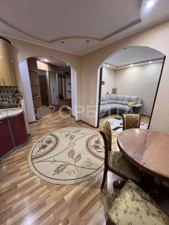 3-к кв. Тюменская область, Тюмень ул. 30 лет Победы, 124 (60.2 м) - Фото 2