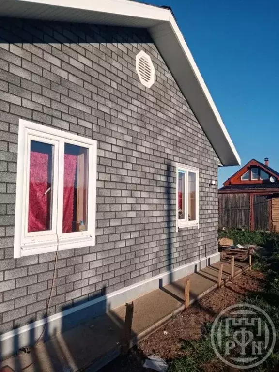 Дом в Ленинградская область, Лужский район, Заклинское с/пос, д. Нелаи ... - Фото 2