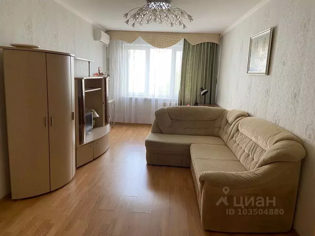 3-к кв. Татарстан, Казань ул. Фатыха Амирхана, 30 (60.0 м) - Фото 0