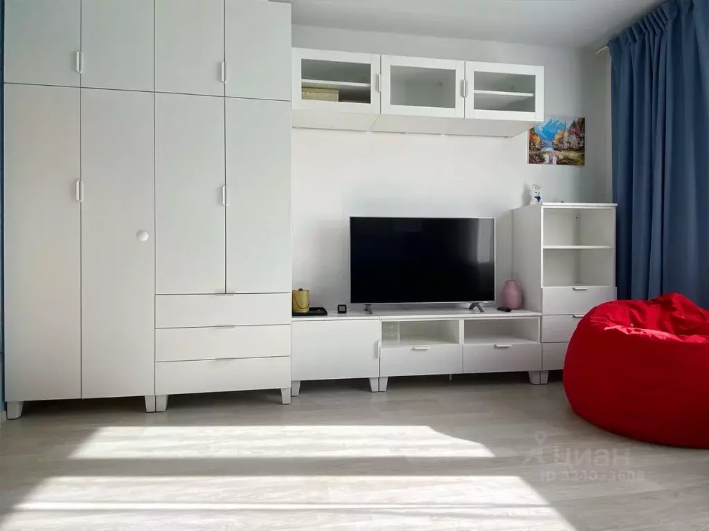 1-к кв. Московская область, Одинцово ул. Сколковская, 5Б (37.5 м) - Фото 2