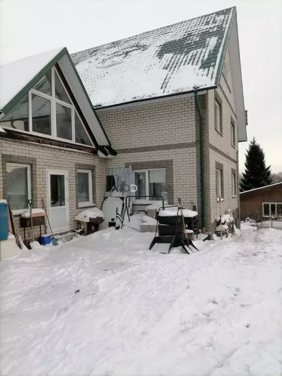 Дом в Алтайский край, Барнаул Докучаевский пер. (330 м) - Фото 1